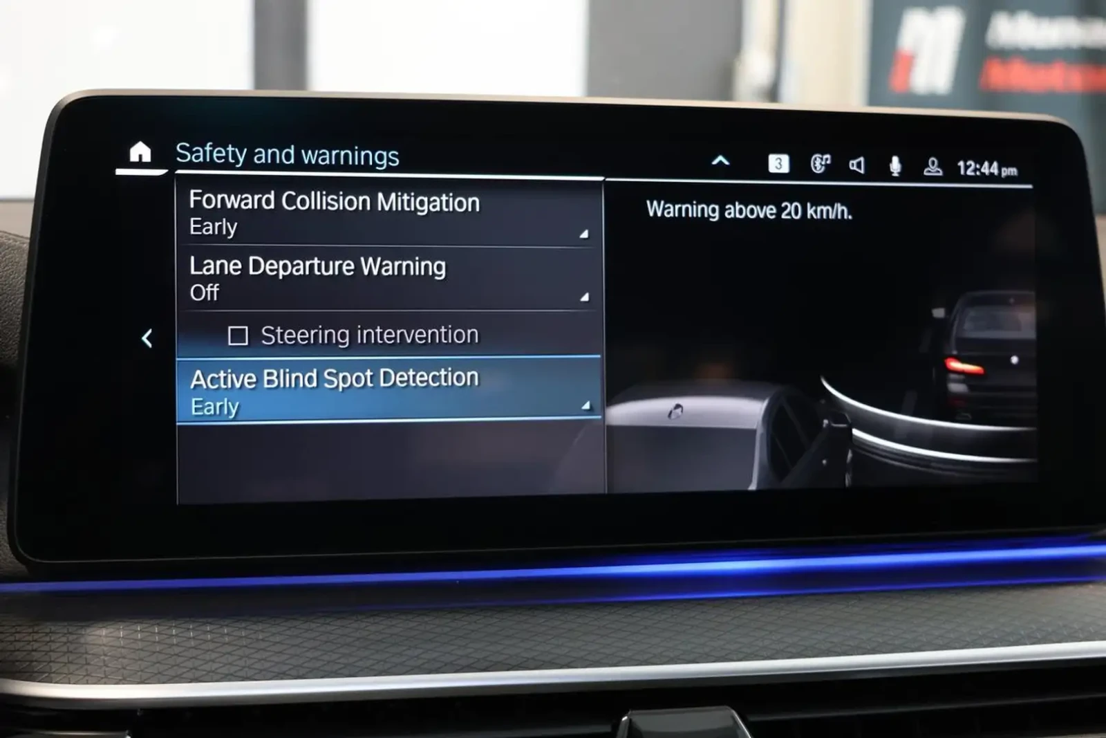 BMW 540 M* SPORT* XDRIVE* HARMON* KARDON* LANE* ASSIST, снимка 13 - Автомобили и джипове - 55792095