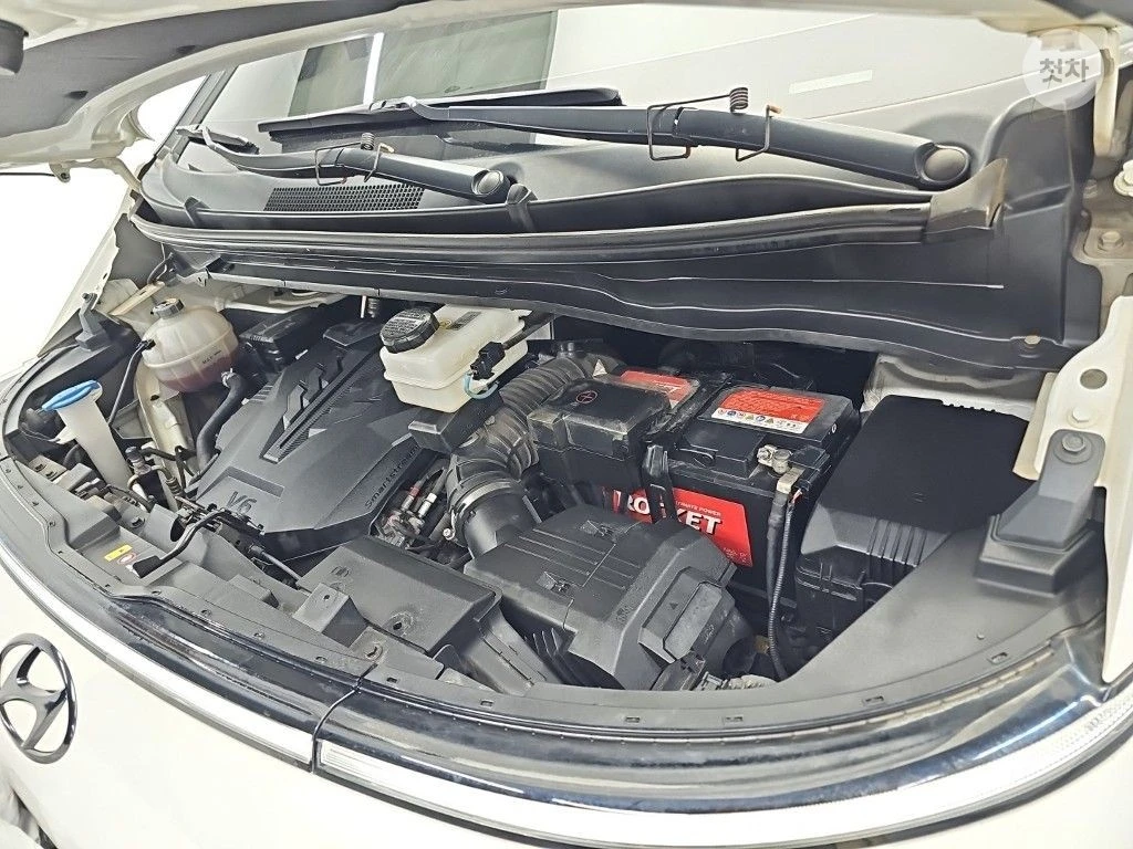 Hyundai Staria * 9-������* * ������ ����* FULL | Mobile.bg � ����������� 5