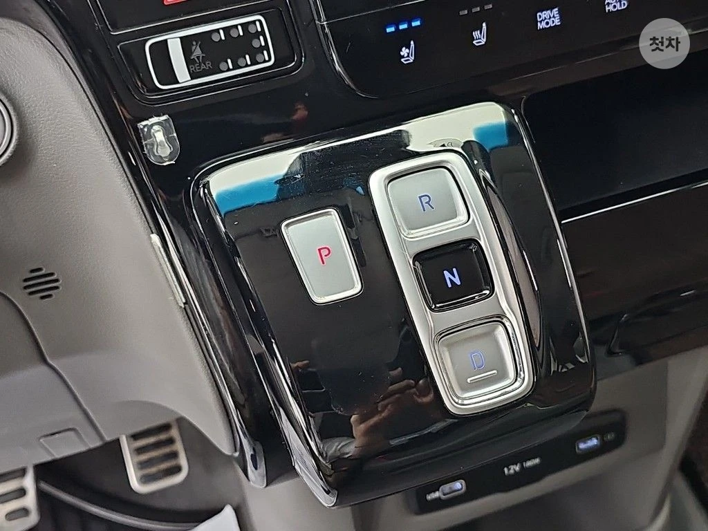 Hyundai Staria * 9-������* * ������ ����* FULL | Mobile.bg � ����������� 10