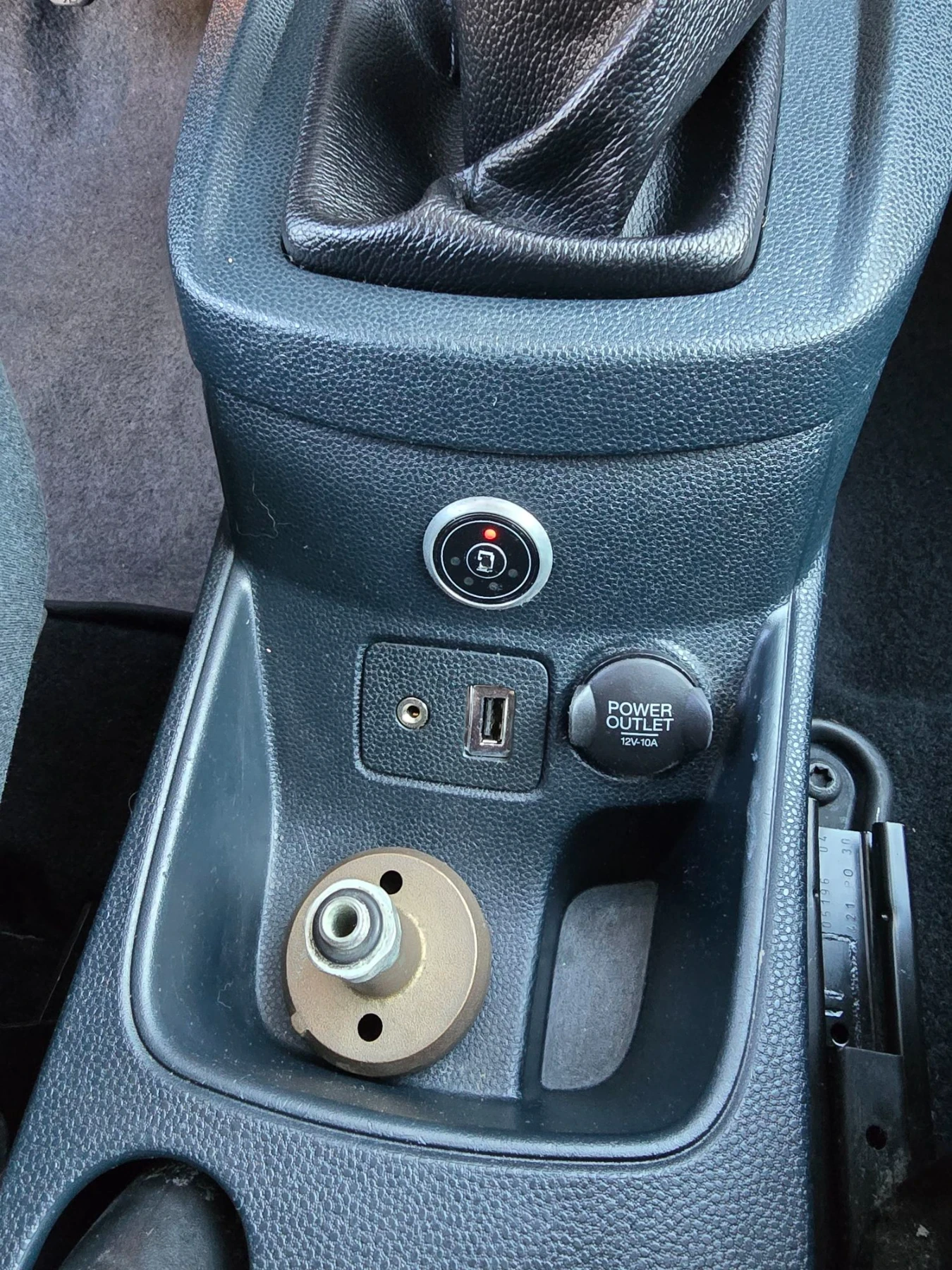 Ford Fiesta 1.4 ГАЗ BRC, снимка 12 - Автомобили и джипове - 55965547