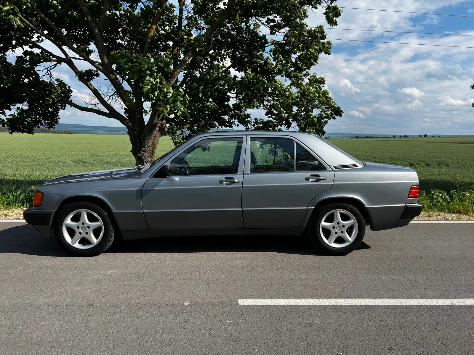 Mercedes-Benz 190, снимка 7 - Автомобили и джипове - 55989441