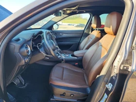 Alfa Romeo Stelvio TI| HARMAN&KARDON| DISTRONIC| ПАНО| , снимка 7
