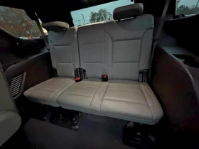 Chevrolet Tahoe - 37230 € / 72815.55 лв. - 10494753 13