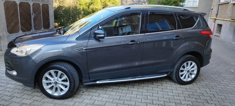 Ford Kuga 2.0, снимка 2 - Автомобили и джипове - 45786135