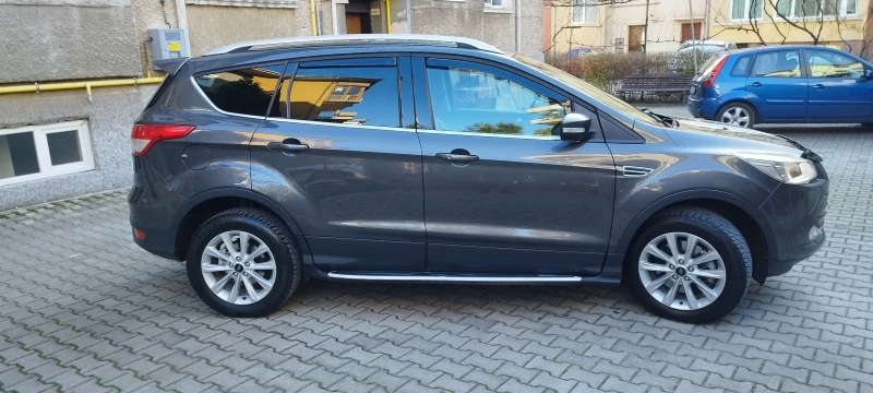 Ford Kuga 2.0, снимка 3 - Автомобили и джипове - 45786135