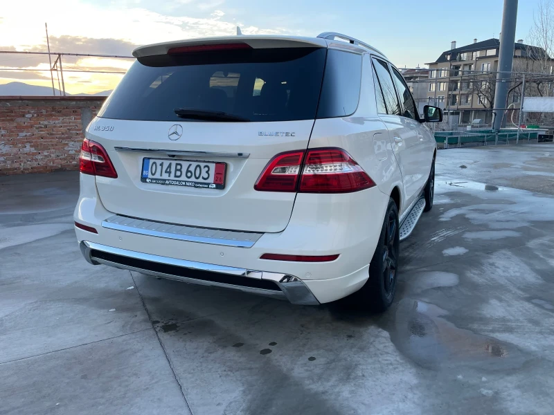 Mercedes-Benz ML 350 CDI/AMG/DESIGNO/EDITION1/CAMERA/KEYLES/DISTRONIK, снимка 4 - Автомобили и джипове - 48292818