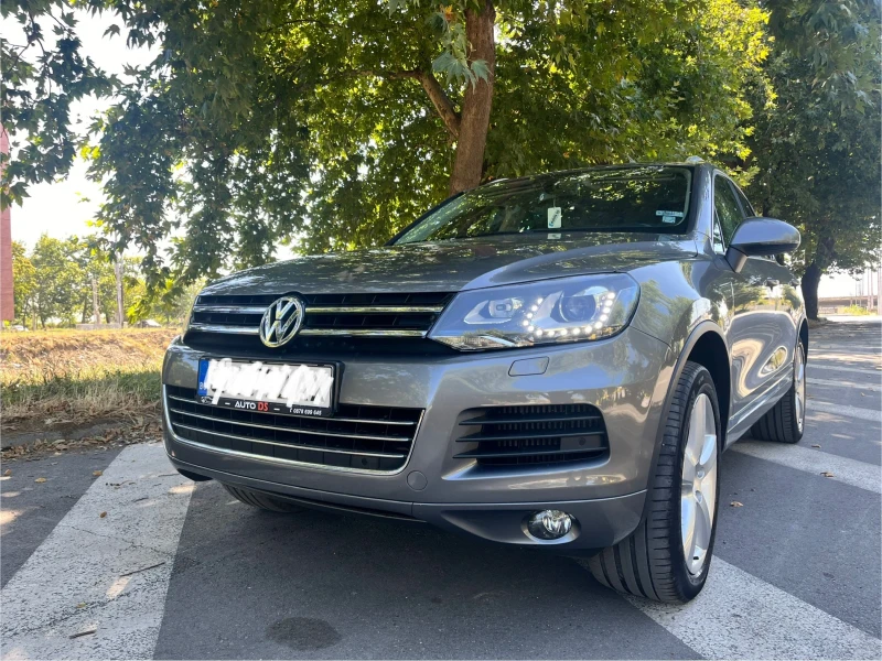 VW Touareg 3.0TDI Avtomat, снимка 1 - Автомобили и джипове - 49198345