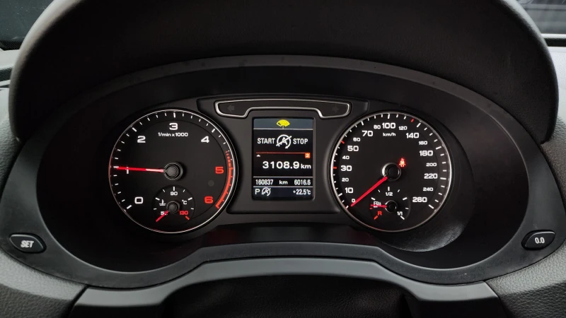 Audi Q3 2.0TDI QUATTRO autogeorge.com, снимка 7 - Автомобили и джипове - 52287879