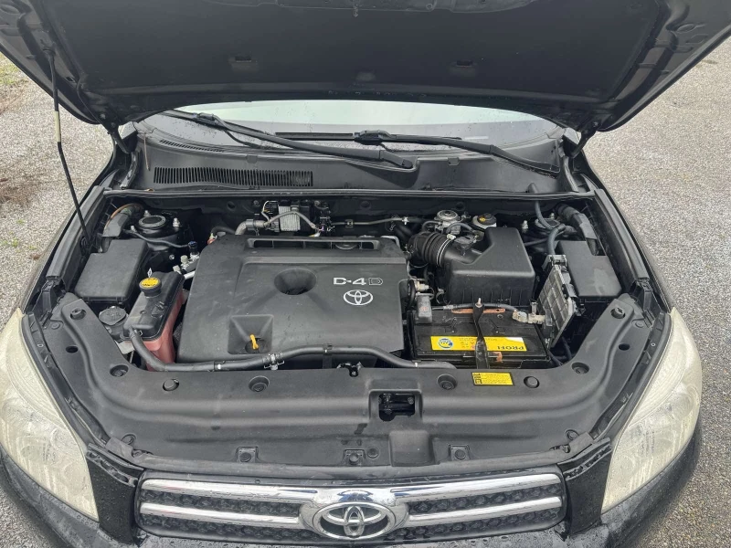 Toyota Rav4 2.2D4D 136KC, снимка 13 - Автомобили и джипове - 53068500