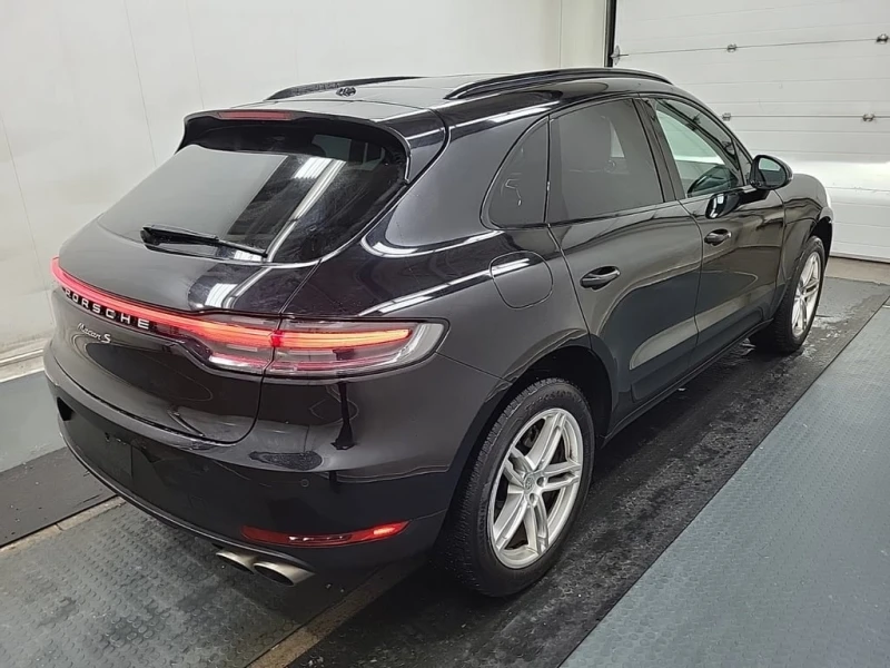 Porsche Macan S  CARFAX, снимка 3 - Автомобили и джипове - 53090020
