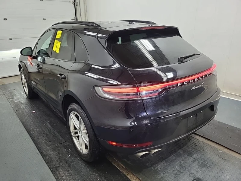 Porsche Macan S  CARFAX, снимка 4 - Автомобили и джипове - 53090020