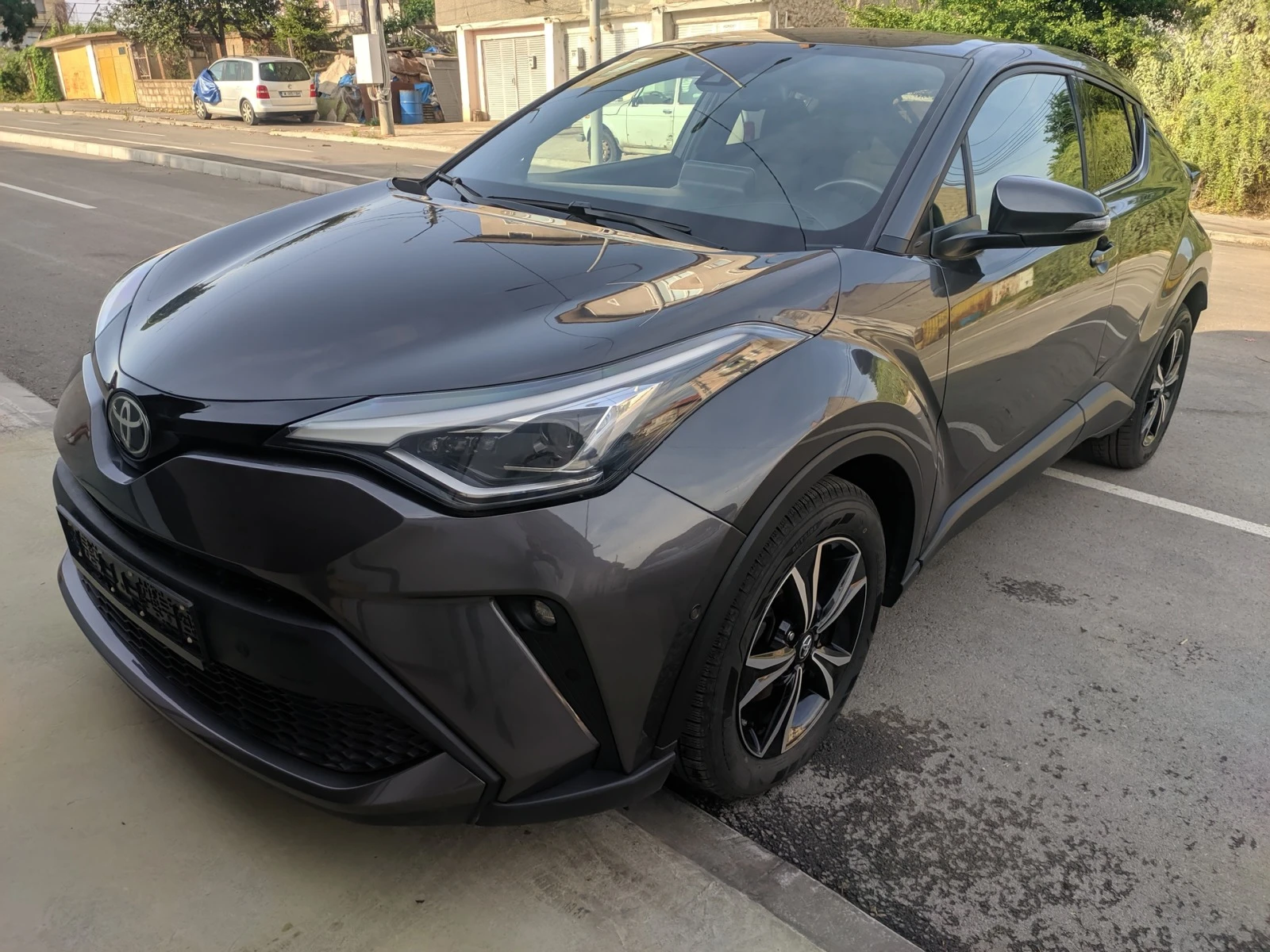 Toyota C-HR 30661км* 4x4* FACELIFT* Гаранция - изображение 3