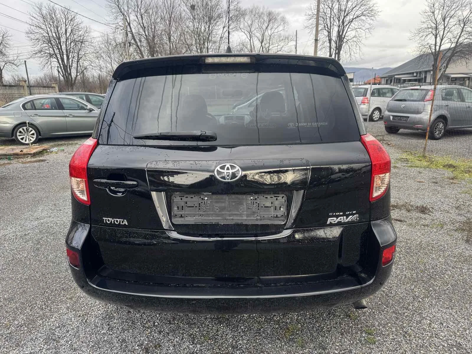 Toyota Rav4 2.2D4D 136KC - изображение 4