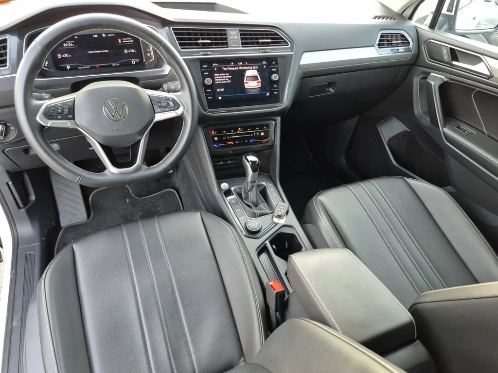 VW Tiguan * COMFORTLINE * CARFAX * AWD *  - изображение 10