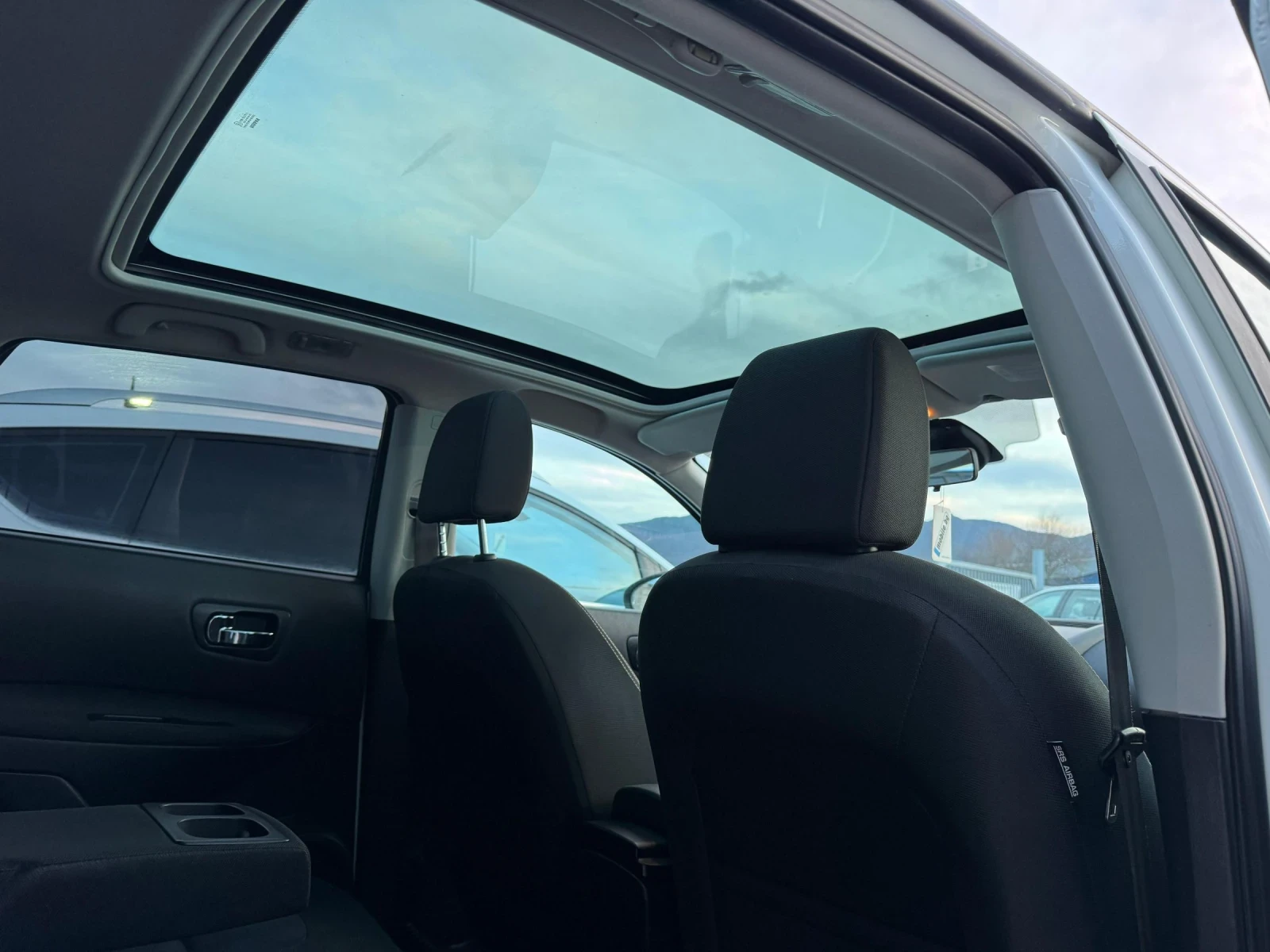 Nissan Qashqai 1.5DCI 110k.s 6s.k ������ | Mobile.bg � ����������� 15