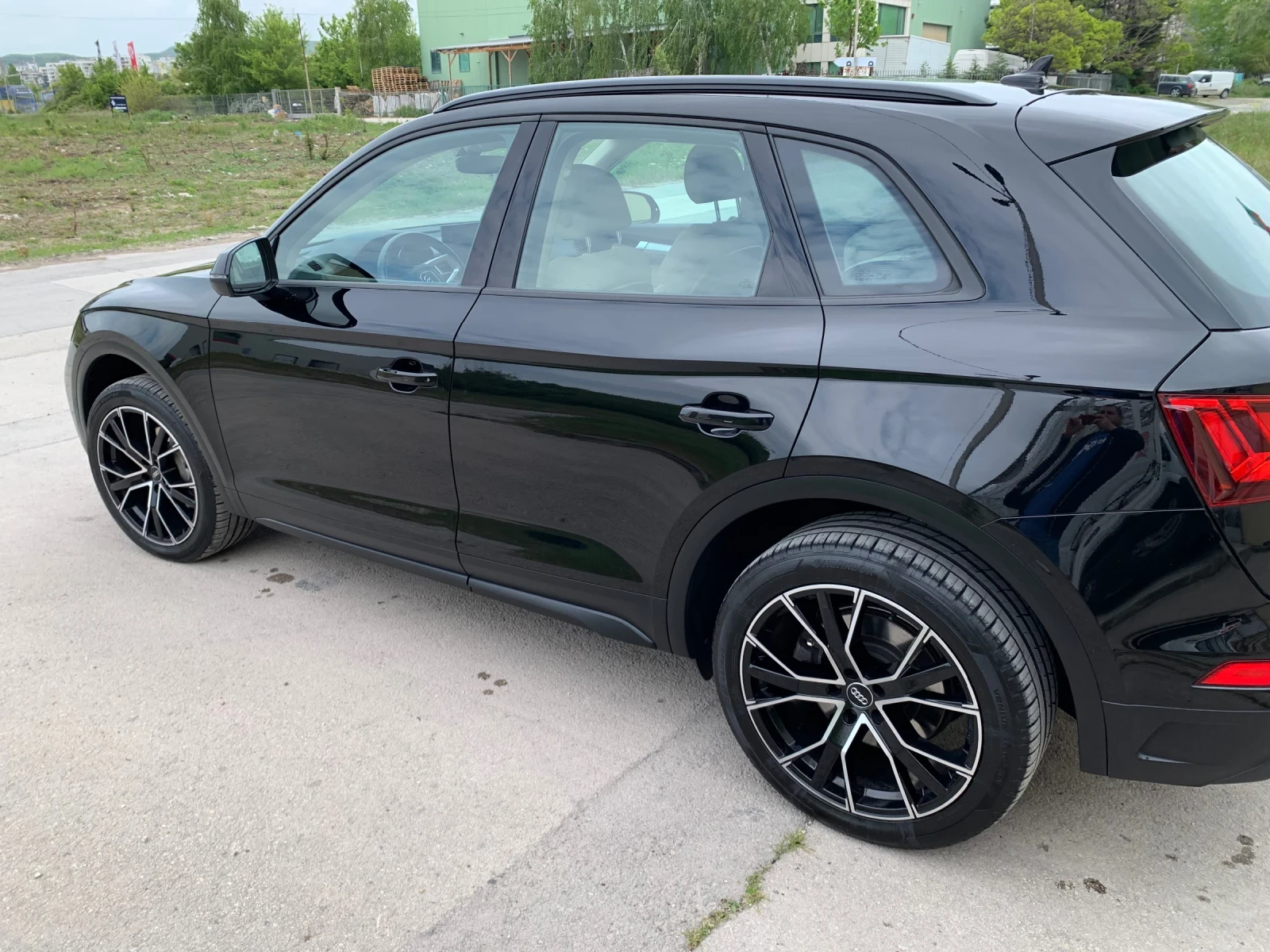 Audi Q5 40 TDI Mild Hybrid* virtual cockpit * distronic , снимка 2 - Автомобили и джипове - 54482119