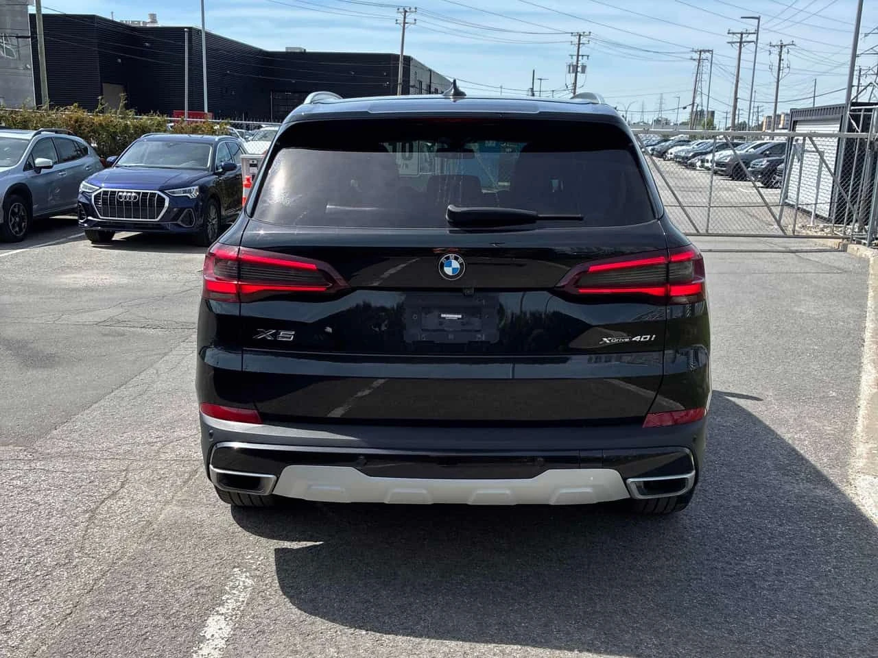 BMW X5 xDrive40i / CARFAX / 360 / АВТОКРЕДИТ , снимка 4 - Автомобили и джипове - 54787419