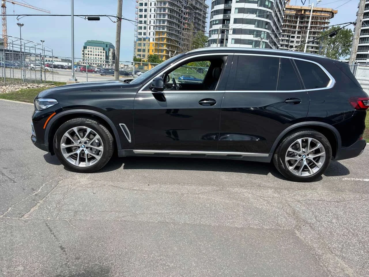 BMW X5 xDrive40i / CARFAX / 360 / АВТОКРЕДИТ , снимка 2 - Автомобили и джипове - 54787419