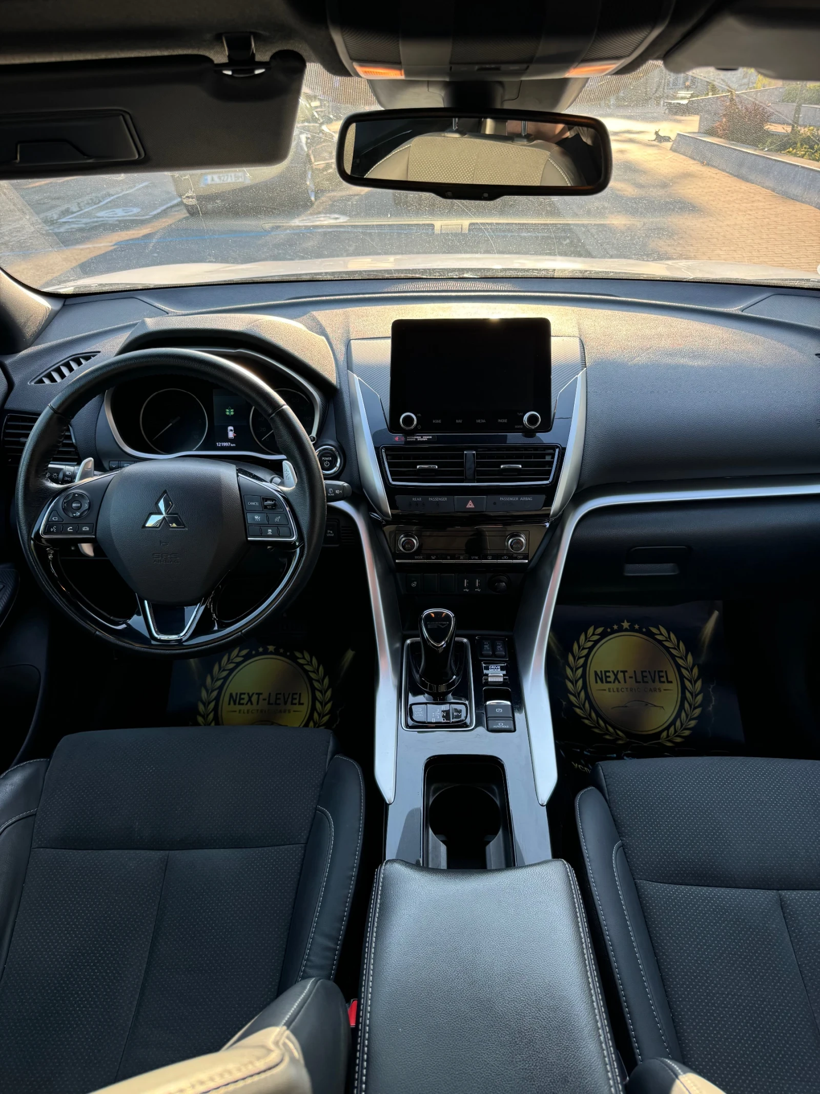 Mitsubishi Eclipse Cross НАЛИЧЕН ПЛЪГ-ИН ХИБРИД 4х4 188 к.с ЛИЗИНГ, снимка 15 - Автомобили и джипове - 55774847