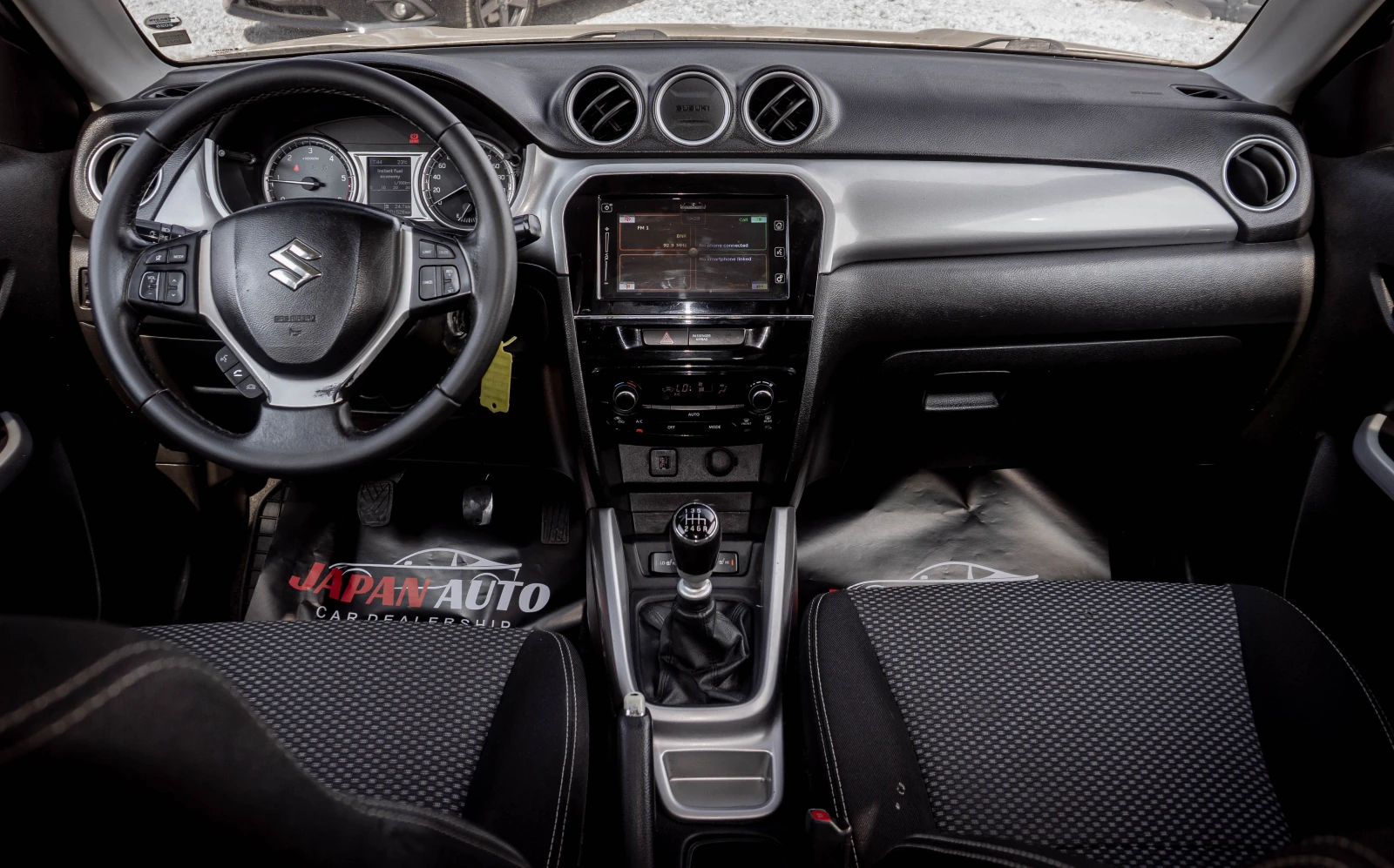 Suzuki Vitara 1.6D ТОП! С ГАРАНЦИЯ! 2017г., снимка 8 - Автомобили и джипове - 55784195