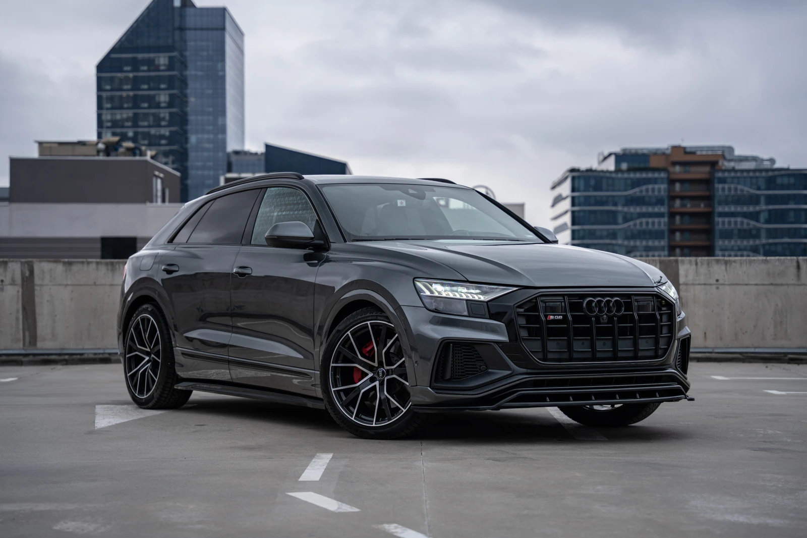 Audi SQ8, снимка 4 - Автомобили и джипове - 55829897