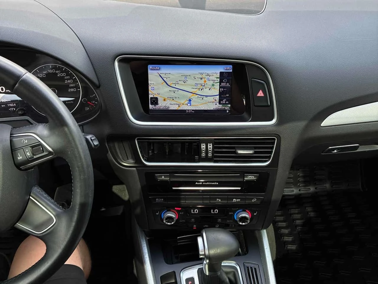 Audi Q5 2.0T Technik * CARFAX * ���� �� ������* ���������� | Mobile.bg � ����������� 9
