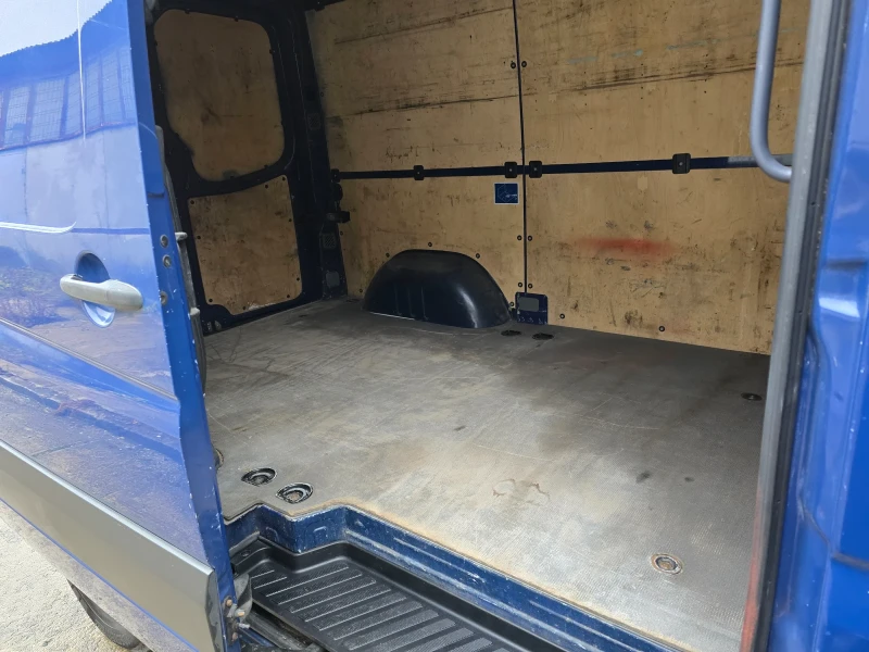 VW Crafter 2.0 TDI , снимка 12 - Бусове и автобуси - 48372928