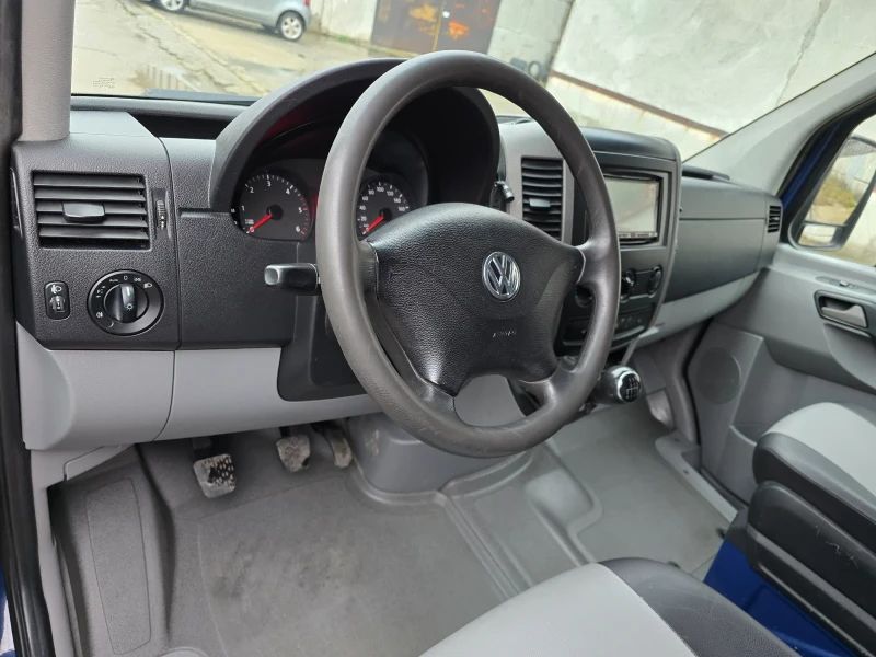 VW Crafter 2.0 TDI , снимка 6 - Бусове и автобуси - 48372928