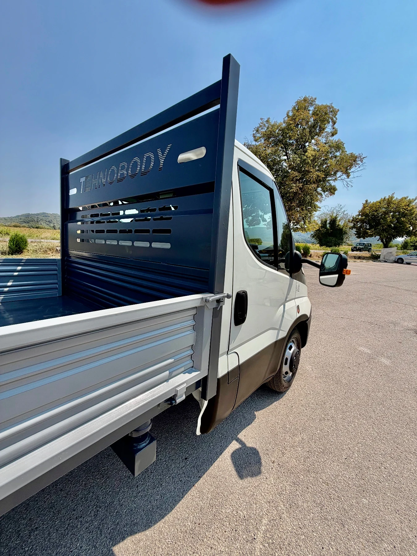 Iveco 35c15 ОРИГИНАЛЕН САМОСВАЛ* КЛИМАТИК, снимка 15 - Бусове и автобуси - 55710475