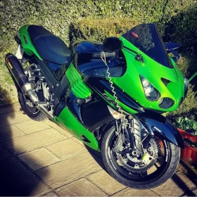     Kawasaki Zzr