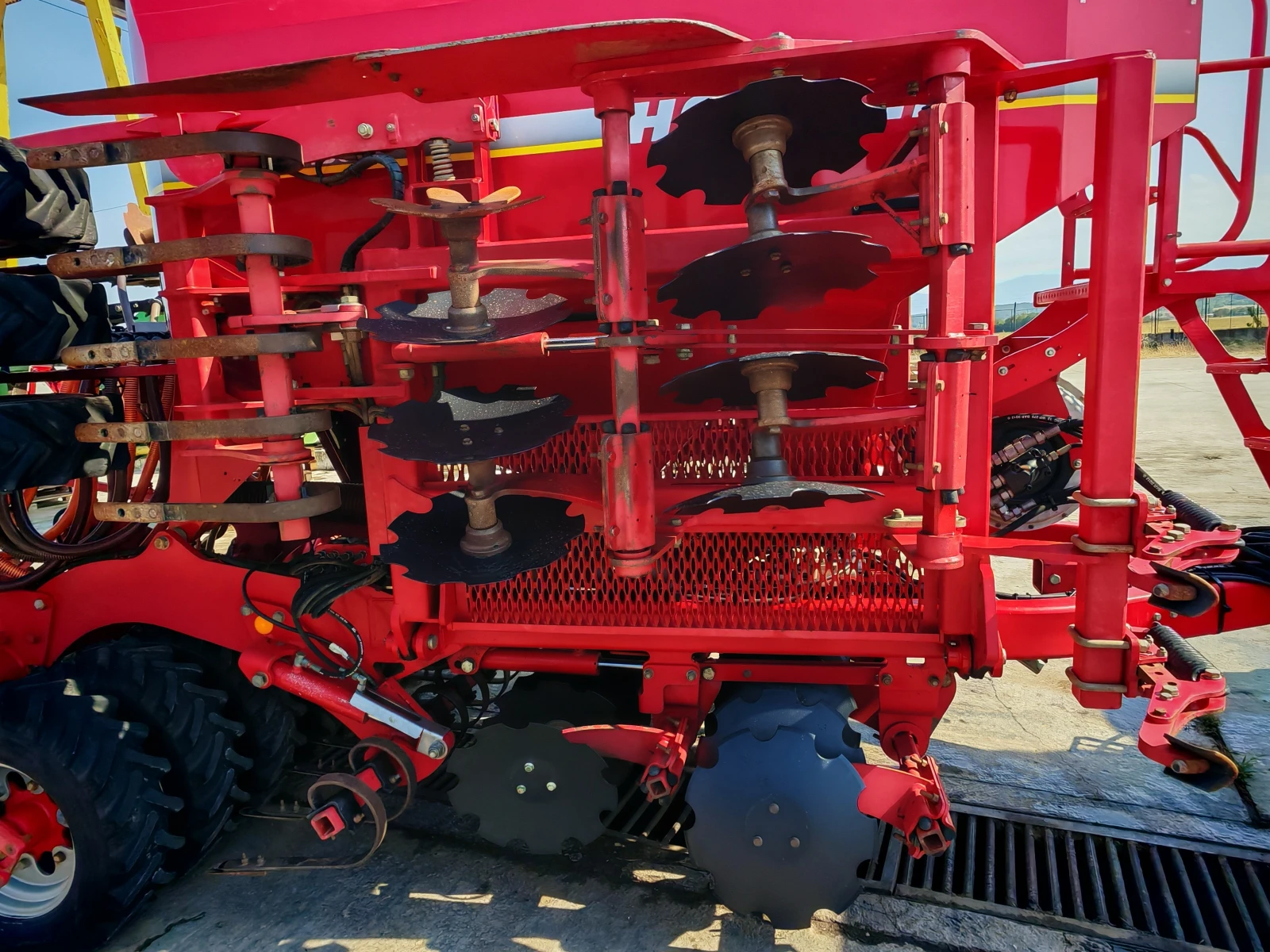  Horsch 4 DC     20 % | Mobile.bg   14