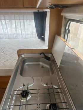 Каравана Burstner 435st sport Artstep, снимка 10