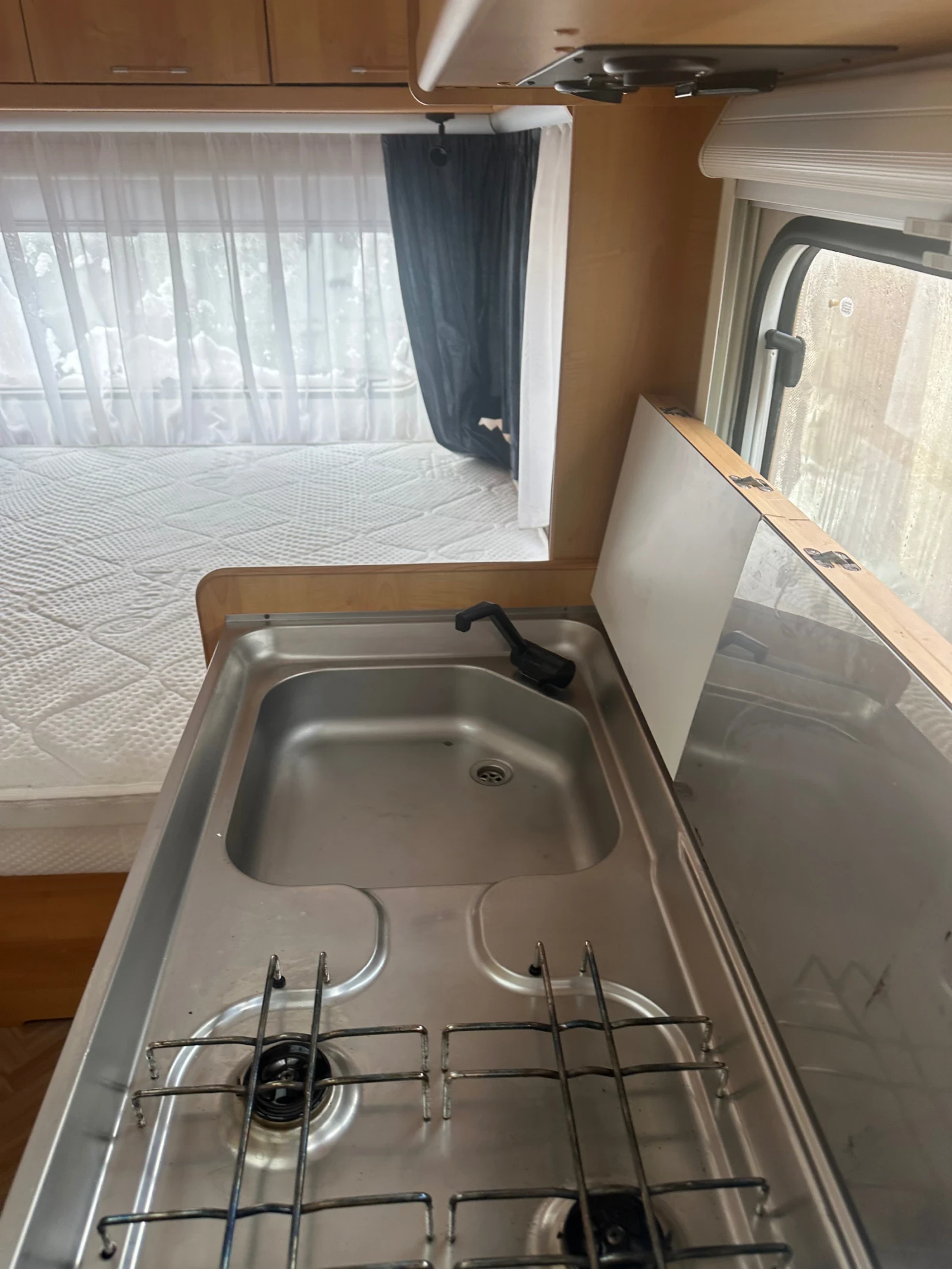 Каравана Burstner 435st sport Artstep - изображение 10