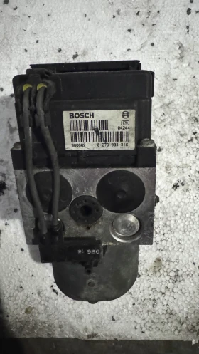 Спирачна помпа ABS за Nissan Primera 1999, снимка 2