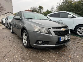 Chevrolet Cruze 1.6i БЕНЗИН   160000KM KLIMA 2011G EURO 5 - 7399 лв. / 3783.05 € - 49563377 5