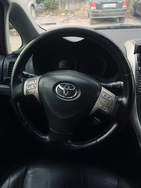 Toyota Auris 2.2D-CAT KEYLESS/NAVI/КОЖА - 3350 € / 6552.03 лв. - 50607426 10