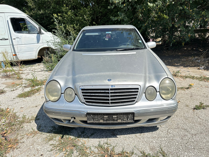 Mercedes-Benz E 320 3.2CDI, снимка 1 - Автомобили и джипове - 41999415
