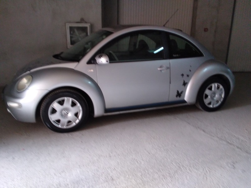 VW New beetle, снимка 7 - Автомобили и джипове - 46390363