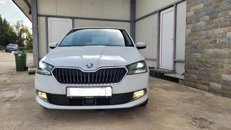 Skoda Fabia 1.0 TSI, снимка 5 - Автомобили и джипове - 48356329