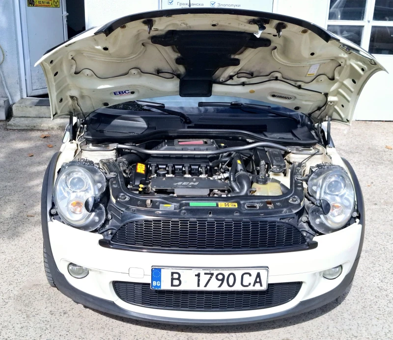 Mini Cooper s 1.6T, снимка 12 - Автомобили и джипове - 48525604