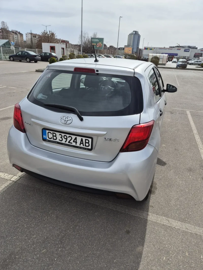 Toyota Yaris, снимка 6 - Автомобили и джипове - 49534076