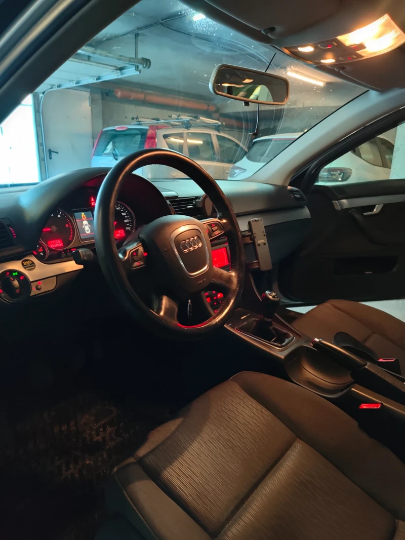 Audi A4 Avant, снимка 7 - Автомобили и джипове - 52969594