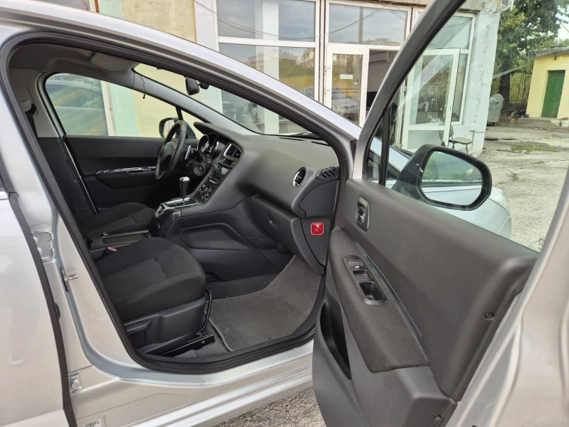 Peugeot 5008 1.6HDI АВТОМАТ 7МЕСТА ITALY, снимка 12 - Автомобили и джипове - 51620549