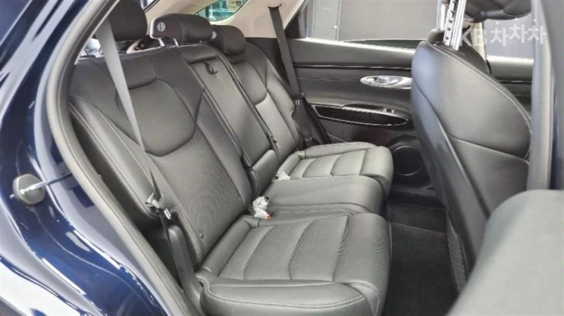 Genesis GV70 2.5T AWD ЛИЗИНГ БЕЗ ПЪРВОНАЧАЛНА ВНОСКА, снимка 9 - Автомобили и джипове - 52650492