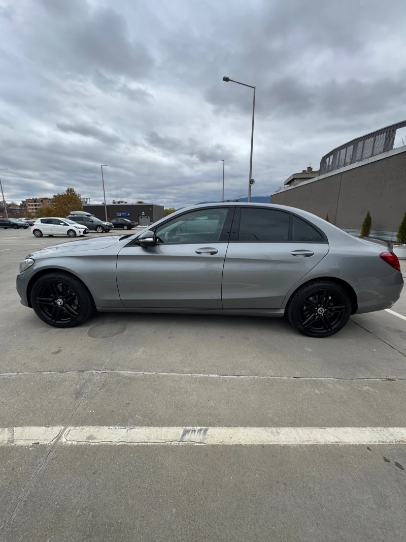 Mercedes-Benz C 300 C300 4matic, снимка 2 - Автомобили и джипове - 52347277