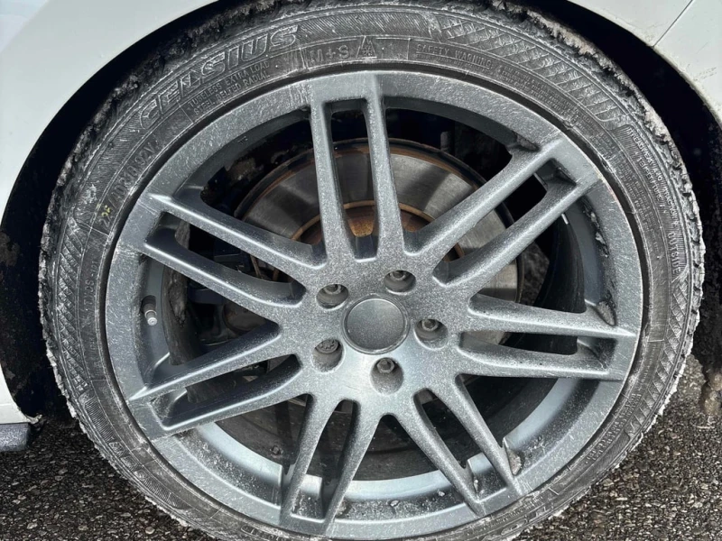 VW Golf * 5 door DSG * CARFAX * БЕЗ ПЪРВОНАЧАЛНА ВНОСКА, снимка 15 - Автомобили и джипове - 52845953