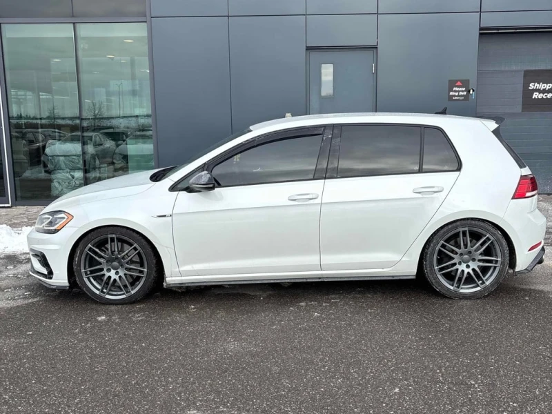 VW Golf * 5 door DSG * CARFAX * БЕЗ ПЪРВОНАЧАЛНА ВНОСКА, снимка 2 - Автомобили и джипове - 52845953