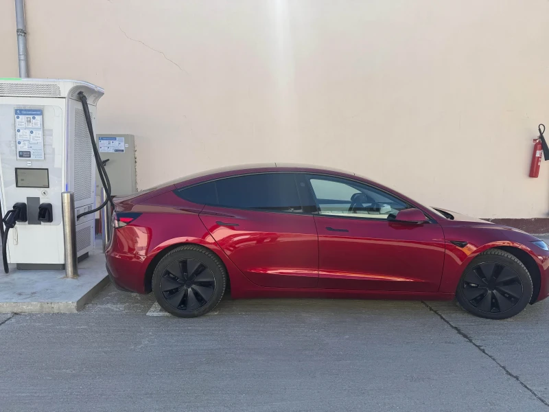 Tesla Model 3, снимка 4 - Автомобили и джипове - 52857585