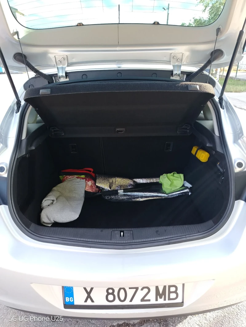 Opel Astra, снимка 9 - Автомобили и джипове - 52920592