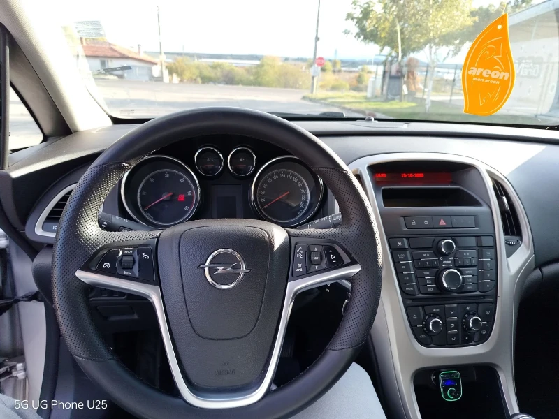 Opel Astra, снимка 6 - Автомобили и джипове - 52920592